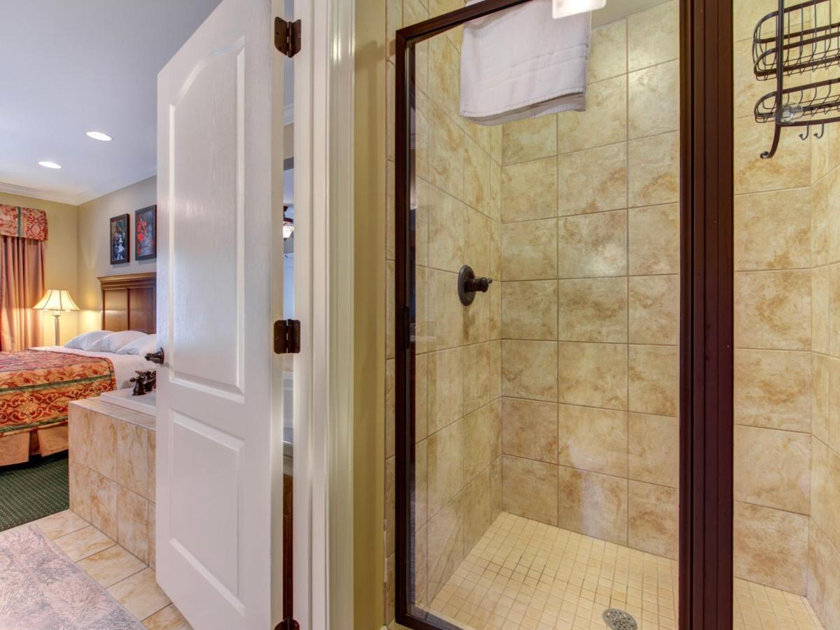 شقة City Bear, 2Br, Pool, Spa, Downtown Gatlinburg, Sleeps 6 المظهر الخارجي الصورة